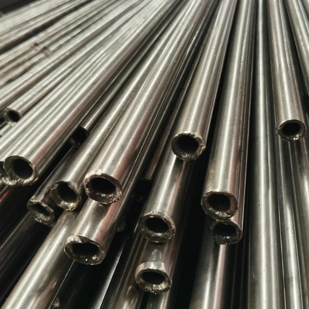 山東精密無(wú)縫鋼管廠(chǎng)商家批發(fā)